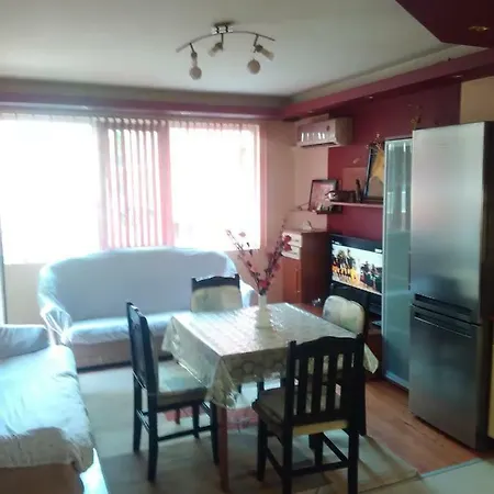 Apartment Geri Pomorie